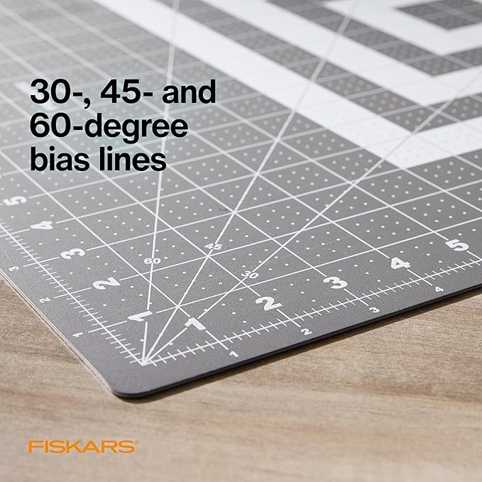 Fiskars Cutting Mat, Self-Healing Fabric Cutting Surface, Double-Sided Grid with Bias Lines, 18"x24"