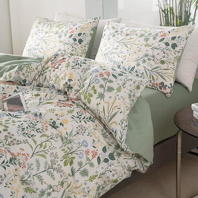 Floral Comforter Set Full Soft Bedding Comforter Set 3 Pieces Garden Style Green Red Flower Print Botanical Flowers Comforter Set for All Seasons 1 Comforter and 2 Pillowcases (Floral, Full)