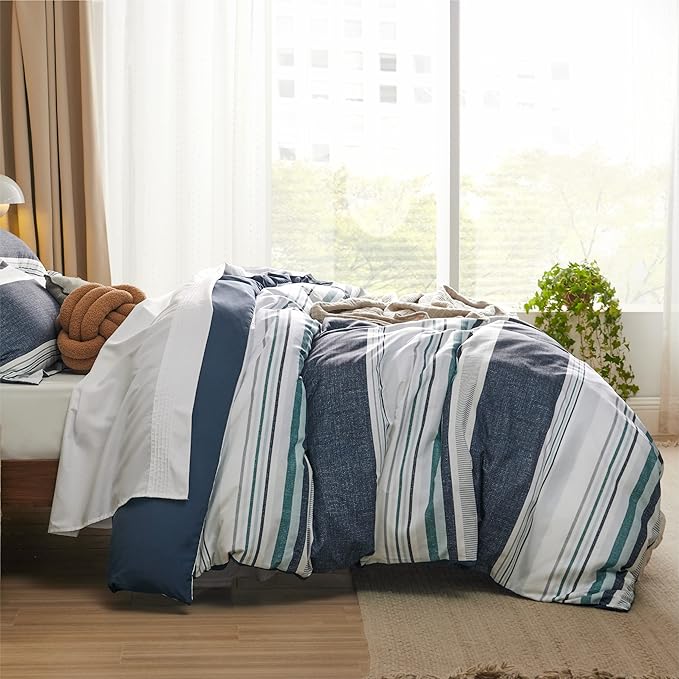 Bedsure Duvet Cover King Size - Reversible Striped Duvet Cover Set with Zipper Closure, 3 Pieces Blue Bedding Set with 8 Corner Ties and 2 Pillow Shams 20"x36"