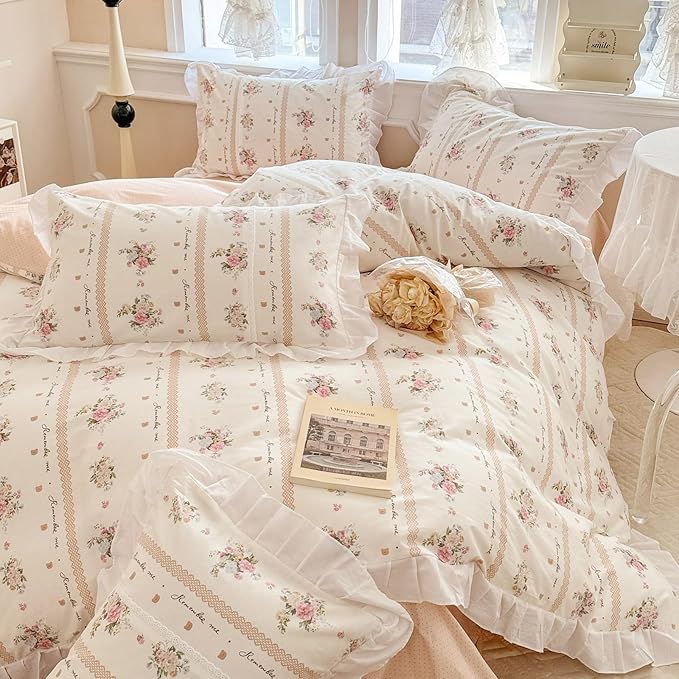 VM VOUGEMARKET Full Comforter Set Elegant Pink Flower Printed Romantic Ruffle Comforter with 2 Pillow Shams Reversible White Lace Bedding Comforter Set for Teen Girls(3pcs,Full)