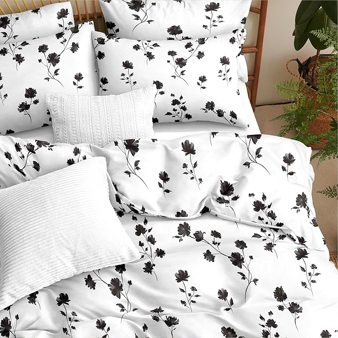 Nayoroom Black Floral Duvet Cover Queen Size Elegant French Cottagecore Bedding Set 3 Pieces Soft Lightweight Microfiber Aesthetic Bedding Set with Pillowcases, Black and White
