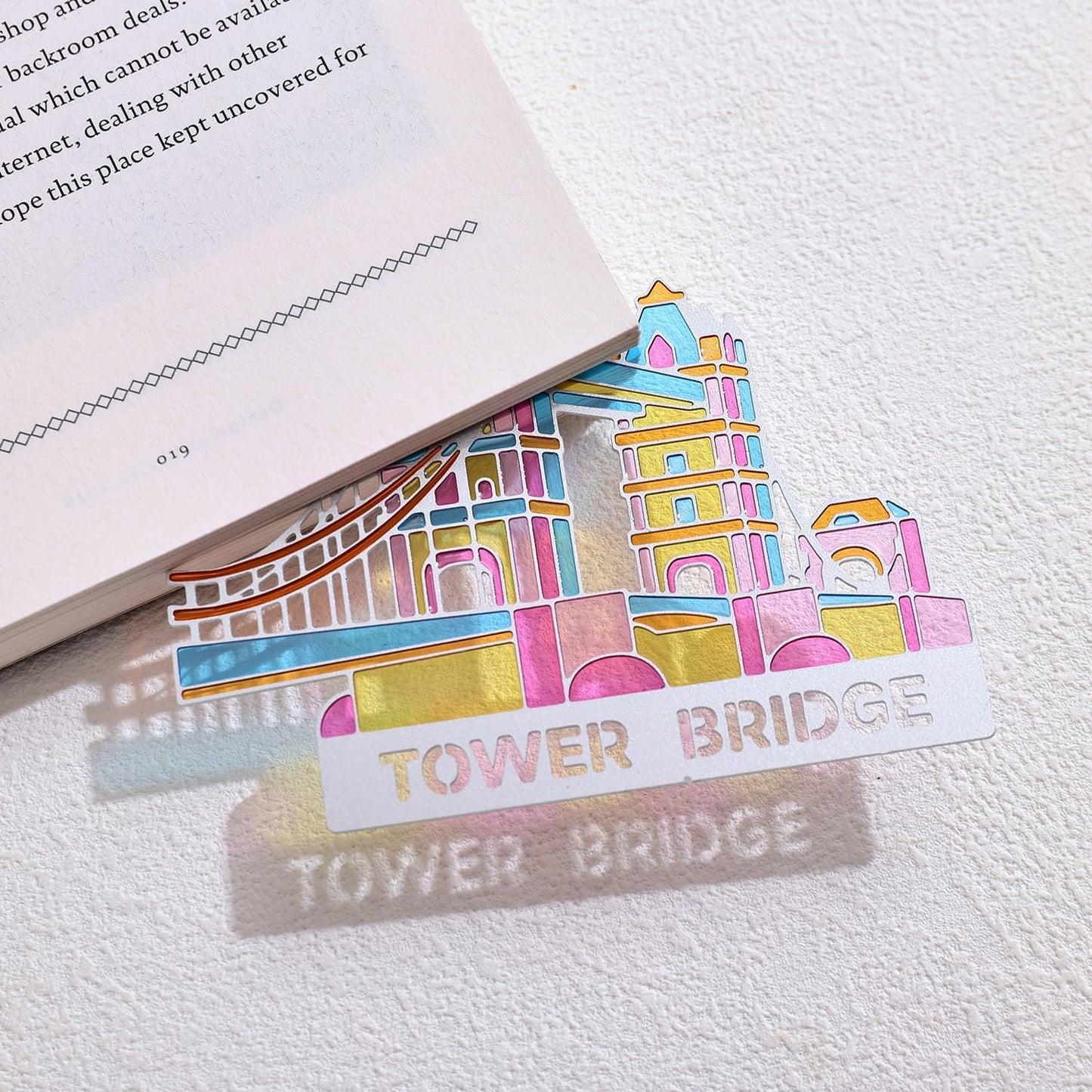 Tower Bridge Metal Bookmarks - Transparent Design for Aesthetic Reading | Perfect Gift for Book Lovers