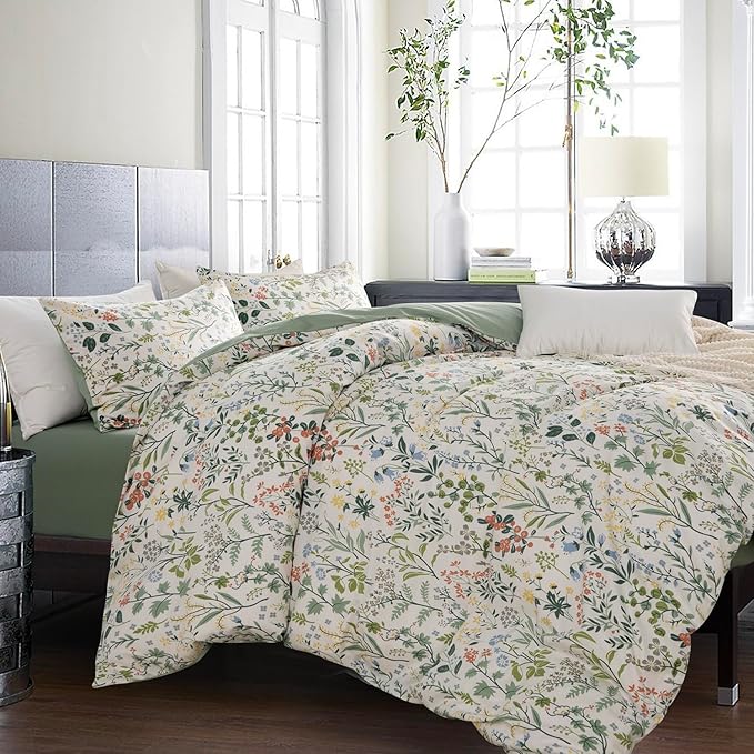 Floral Comforter Set Full Soft Bedding Comforter Set 3 Pieces Garden Style Green Red Flower Print Botanical Flowers Comforter Set for All Seasons 1 Comforter and 2 Pillowcases (Floral, Full)