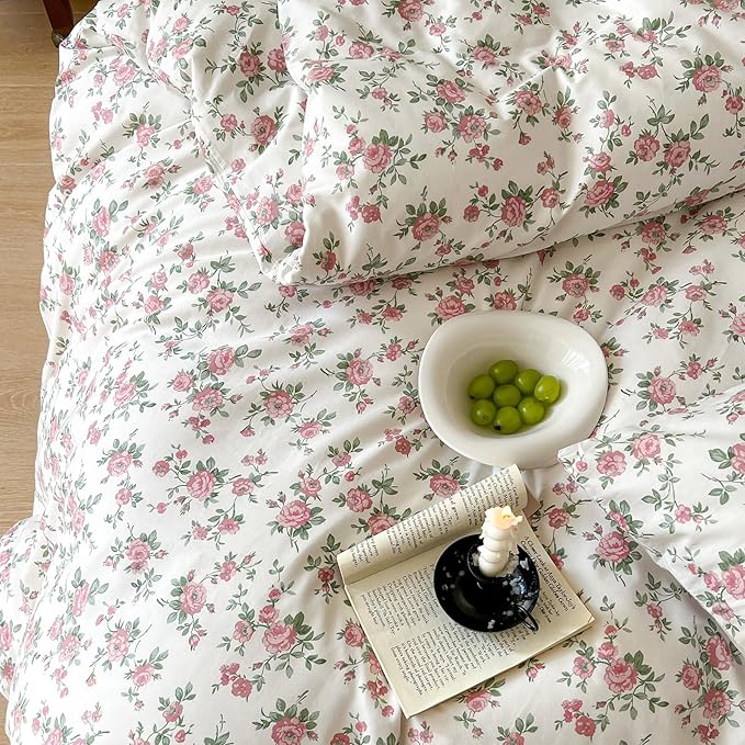VM VOUGEMARKET Pink Floral Comforter Set Full 3 Pcs Vintage Peach Blossom Down Comforter with 2 Pillowcases All Season Soft Fluffy & Lightweight Comforter Set for Girls Women 80"x90"