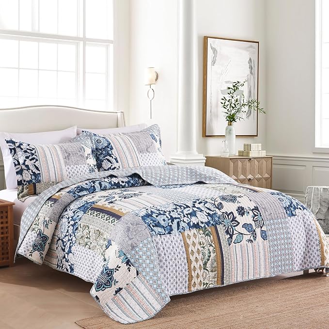 Yvooxny Queen Quilt Set Reversible Quilted Bedspread 3-Piece Lightweight Floral Real Patchwork Coverlet Bedding Set with Pillowcases for All Seasons, 98 * 90 Inches