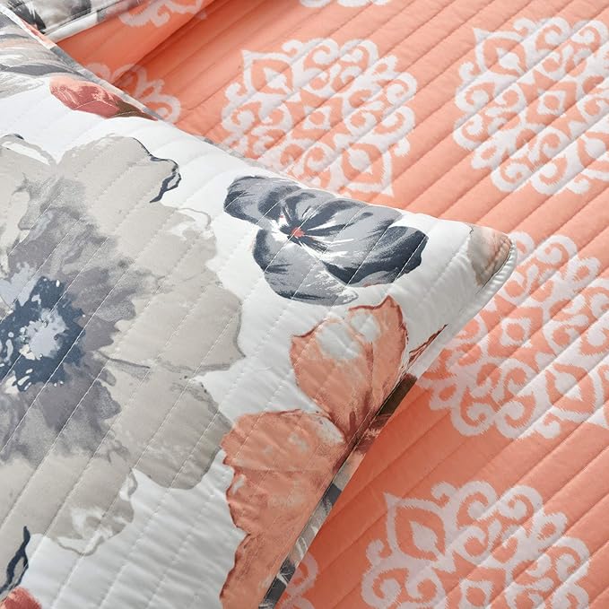 Lush Decor Leah Reversible Floral Quilt Set, 3 Piece Set, King, Coral & Gray - Watercolor Botanical - Cottage Core - French Country Decor- Bedding Queen Size