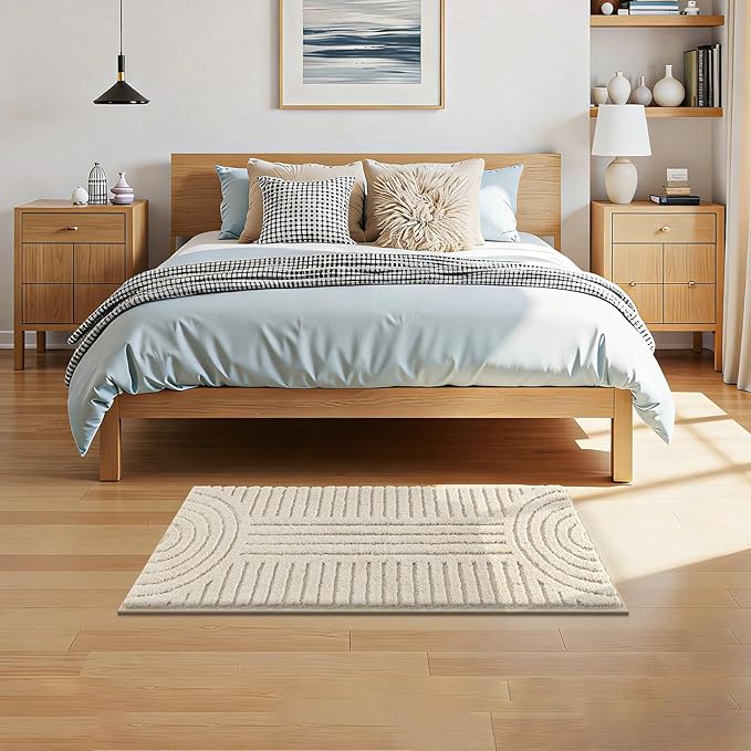 SHACOS Super Soft Bathroom Runner Rugs 24"x60" Non Slip Boho Bathroom Mats Microfiber Absorbent Carpet for Bath Room Machine Washable Shaggy Bath Rugs for Shower Bathtub Home Decor, 2'x5'