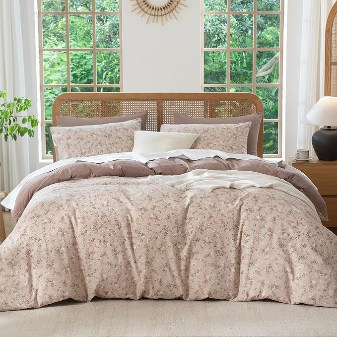 King Size Comforter Set Floral Soft 3 Pieces Chic Crinkle Gauze Fabric Garden Style Vintage Floral Print Botanical Comforter for All Seasons Luxury Warmth Comfy Breathable with 2 Pillowcases