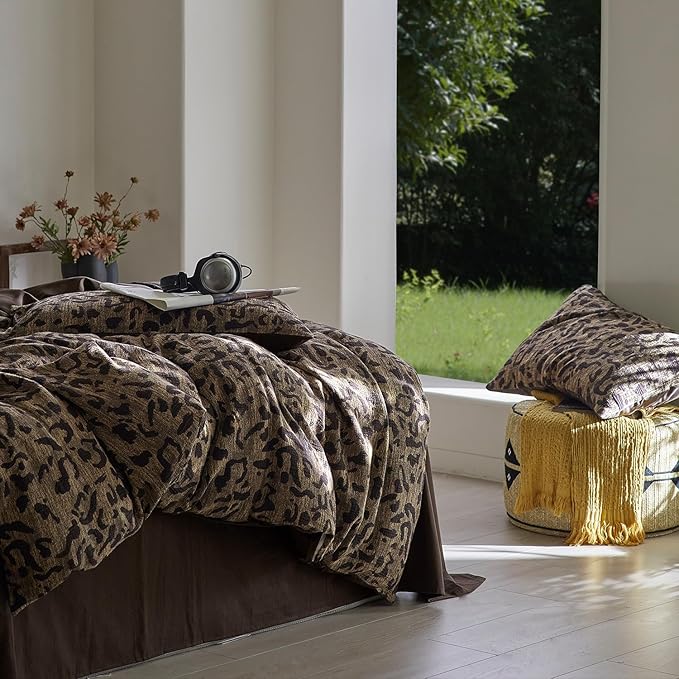 mixinni Leopard Duvet Cover Twin XL Size Yarn-Dyed Leopard Print Jacquard Cotton Duvet Cover Set-Vintage Floral Pattern Bedding Set with Pillowcases Perfect for Him and Her-(Twin XL Size, Brown)