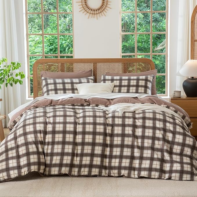 Queen Comforter Set Plaid 3 Pieces Soft Crinkle Gauze Fabric Plaid Bedding, Vintage Style Checkered Gingham Comforter Set for All Seasons Luxury Warmth Comfy Breathable with 2 Pillowcases