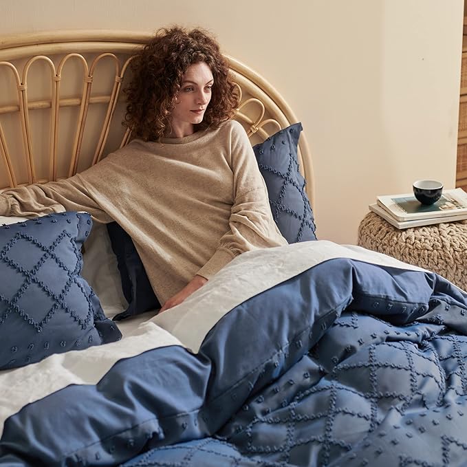 Bedsure Boho Duvet Cover King Size - Navy Breathable & Soft Boho Bedding, Machine Washable Comforter Cover for All Seasons, Includes 1 Duvet Cover 104"x90" with 2 Pillow Shams & Zipper Closure