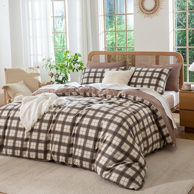 Queen Comforter Set Plaid 3 Pieces Soft Crinkle Gauze Fabric Plaid Bedding, Vintage Style Checkered Gingham Comforter Set for All Seasons Luxury Warmth Comfy Breathable with 2 Pillowcases