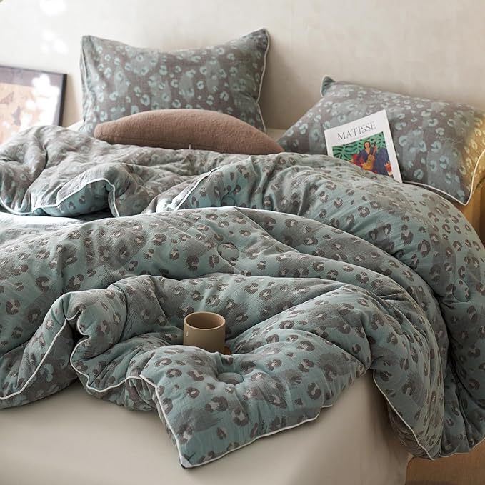HighBuy Twin XL Size Leopard Comforter Set Muslin Cotton Comforters Boho Chic Cheetah Print Bedding Set Breathable Luxury Comforter Sets 3 Piece Ultra Soft Sexy Teen Leopard Bedding Set