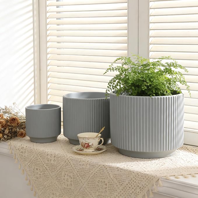 Oakrain Plant Pots with Vertical Stripes 7.8/6.5/5.2 inch, Set of 3 Modern Decorative Planters for Indoor Outdoor Plants, Flower Pot with Drainage Holes, Ceramic Blue