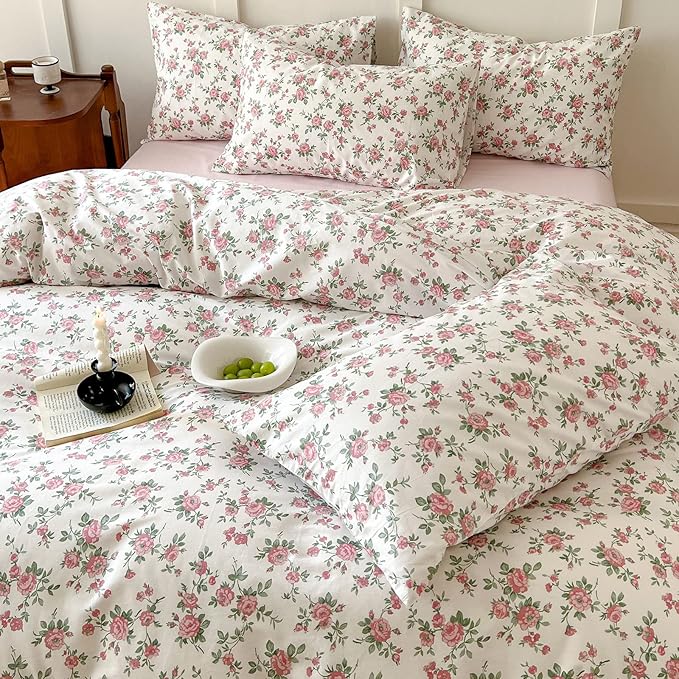 VM VOUGEMARKET Peach Flower Comforter Set Queen Garden Floral Comforter with 2 Pillowcases Cottagecore Aesthetic Fluffy Bedding Comforter Set for Girls Women 90"x90"