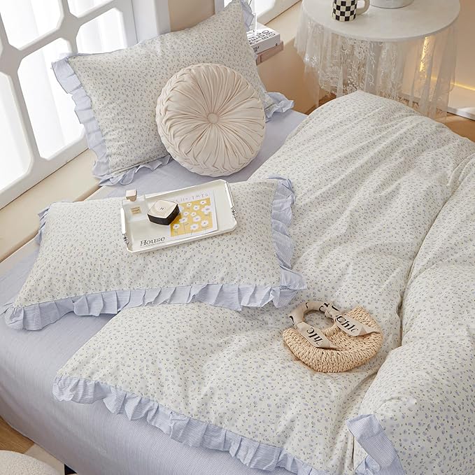 LifeTB Twin XL Comforter Set Blue Floral Bedding Comforter Fluffy Soft Microfiber Cottagecore Bedding Set Floral Ruffle Comforter with 2 Pillowcases Cute Flower Botanical Comforter Set for Teen Girls