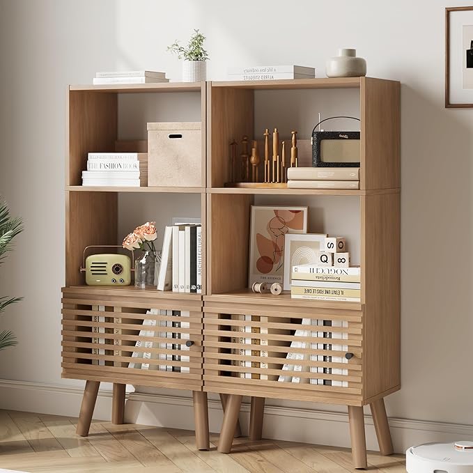 Small Bookcase, 43" H Open Shelf Cube Bookshelf with Slatted Door, Mid-Century Bookcase with 3 Cubes, Open Shelves Display Storage Cabinet for Living Room, Home Office, Oak