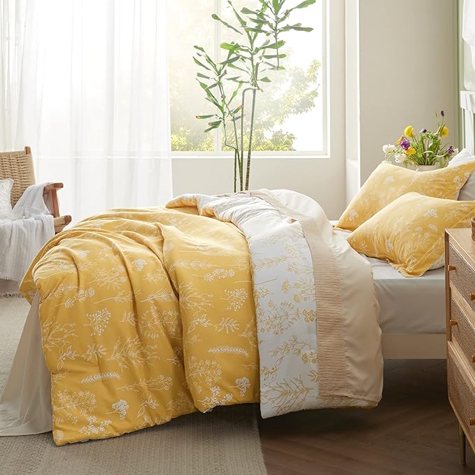 Bedsure Queen Comforter Set - Yellow Bed Set, 3 Pieces Cute Floral Bedding, 1 Soft Reversible Botanical Flowers Comforter and 2 Pillow Shams