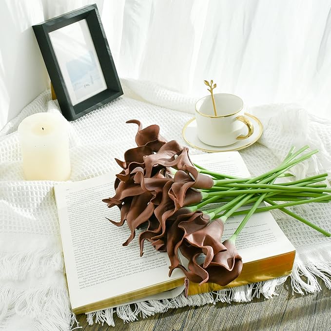 Mandy's PU Brown Calla Lily Artificial Flowers 20 Stems 13.5in Faux Realistic Centerpiece for Thanksgiving and Christmas Decorations DIY Bridal Bouquet Home Décor