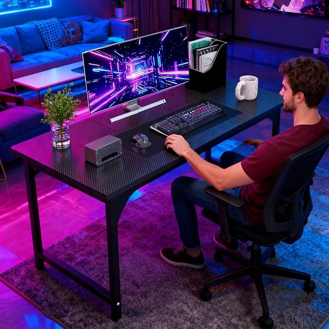 Computer Desk, 47 Inch Home Office Desks, Office Desk for Gaming Writing Study Work, Study Table with Large Legroom, Computer Desk with Metal Frame, Modern Simple Home Office Desk for Bedroom