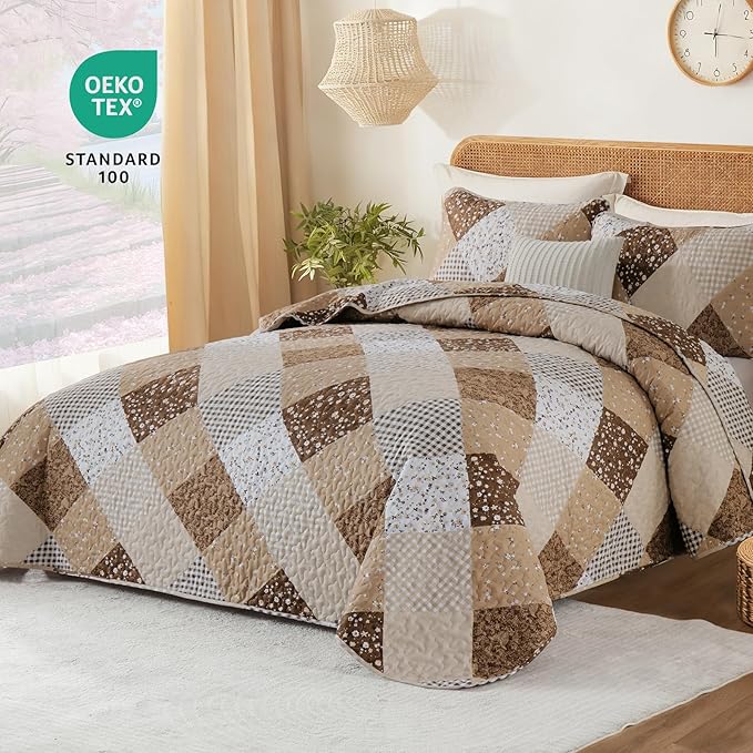 Dinjoy Floral Plaid Patchwork Quilt Set King Size, Reversible Brown Bedding Set Soft Microfiber Lightweight Bedspread Coverlet 3 Piece Fall Autumn Summer Use (110x90 inches)