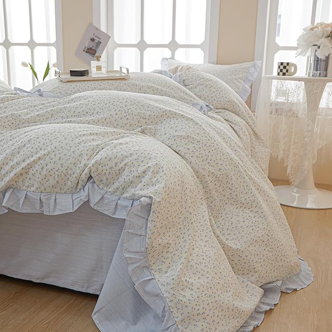 King Comforter Set Blue Floral Comforter King Vintage Floral Bedding Comforter Boho Ruffle Comforter Set Cottagecore Flower Botanical Comforter with 2 Pillowcases Fluffy Soft Comfy Comforter Set