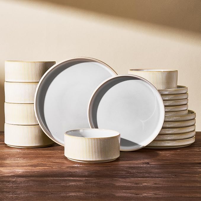 Stoneware Plates and Bowls Dishes Sets for 6 (18-Piece), Famiware Premium Handcrafted Reactive Glaze Dinnerware Set with Raised Rim, Scratch Resistant, Microwave Dishwasher Safe, Cappuccino White