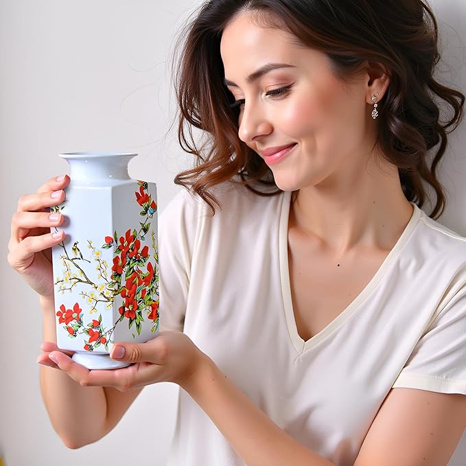 MTME Porcelain Figurines, Jingdezhen Decorative Flower vase, Home Decor, Wedding Gifts, Aesthetic Sculpture Home décor (red Flowers)