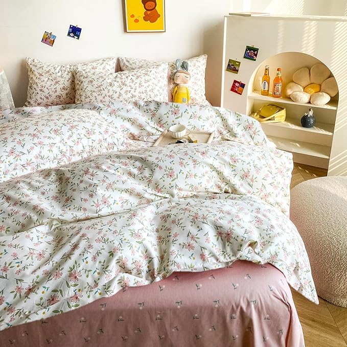 LifeTB Garden Style Pink Floral Comforter Set Full Size All Season Chic Floral Farmhouse Bedding Comforter with 2 Pillowcases Vintage Botanical Comforter Set Fluffy Cozy Comforter for Girls Women