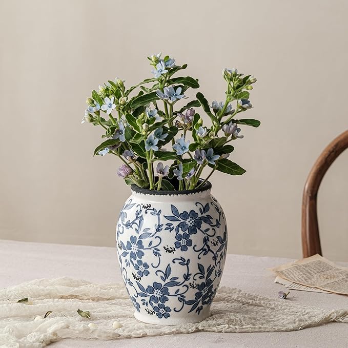 Blue and White Vintage Vase, Ceramic Chinoiserie Floral Vases, Round Farmhouse Rustic Table Centerpiece, Tuscan Home Decor, Large Crackle Glaze Flower Vase for Living Room, Office 6.9 Inch