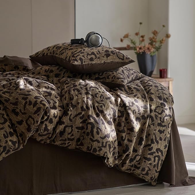 mixinni Leopard Duvet Cover Twin XL Size Yarn-Dyed Leopard Print Jacquard Cotton Duvet Cover Set-Vintage Floral Pattern Bedding Set with Pillowcases Perfect for Him and Her-(Twin XL Size, Brown)