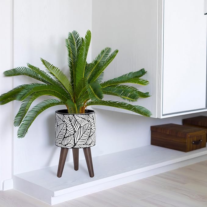 D'vine Dev 8 Inch Planter Pot with Stand, Mid-Century Tall Plant Pot with Legs for Indoor Plants, Small, White/Grey, 88-L-A-7