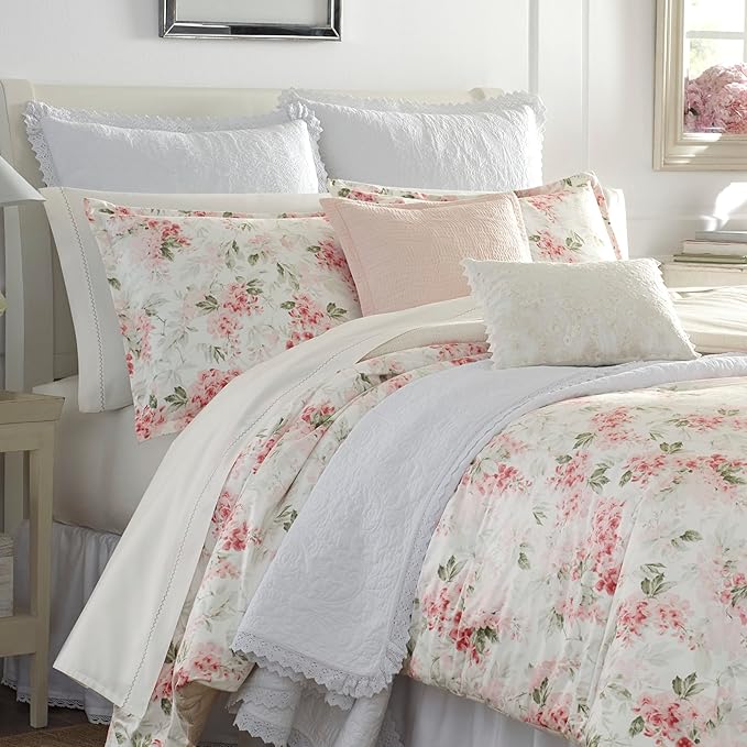 Laura Ashley - Twin Comforter Set, Plush Velour Micromink Face Bedding with Soft Cotton Reverse, Medium Weight for Year Round Use, 2 Piece Bed Set with Matching Pillowcase (Wisteria Pink)