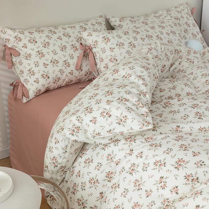 VM VOUGEMARKET Pink Flower Comforter Set Full Girl's Cute Floral Bedding Comforter Sets,Vintage Farmhouse Comforter with 2 Pillowcases for All Seasons(3pcs,Full)