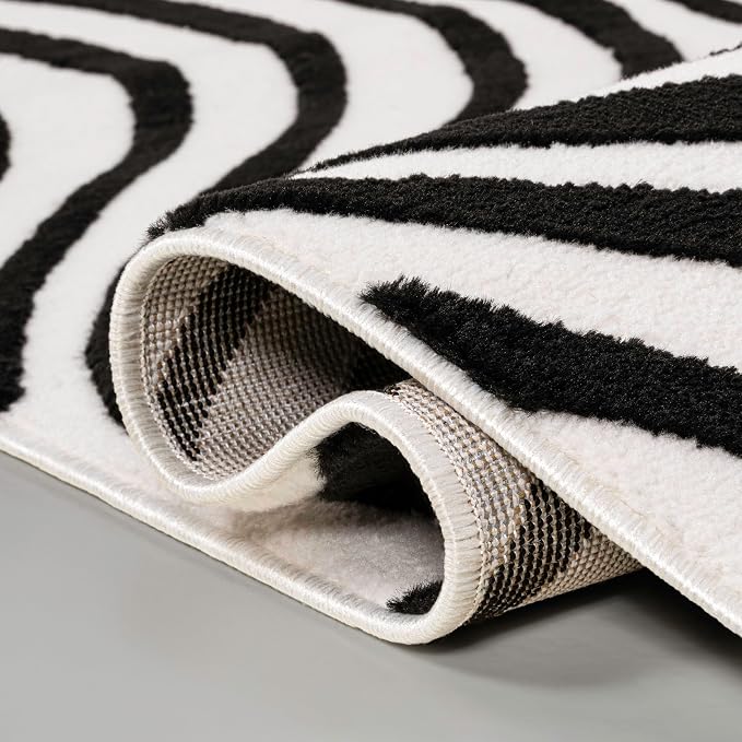 JONATHAN Y Maribo High-Low Abstract Striped Black/White 4x6 Area Rug Indoor, Non-Shedding, Stain Resistant for Bedroom, Living Room, Kitchen (SCN103F-4)