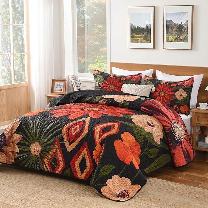 Andency Floral Boho Super King Quilt Bedding Set Black, 3 Pieces Farmhouse Flower Botanical Bedspreads with 2 Shams, Soft Reversible Lightweight Microfiber Coverlet Set for All Season, 120"x120"