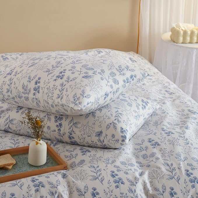 Vintage Flower Comforter Set King Blue Floral Bedding Comforter Cottagecore Flower Botanical Comforter Set Fluffy Soft Coquette Bedding King Size Lightweight Boho Floral Comforter with 2 Pillowcases