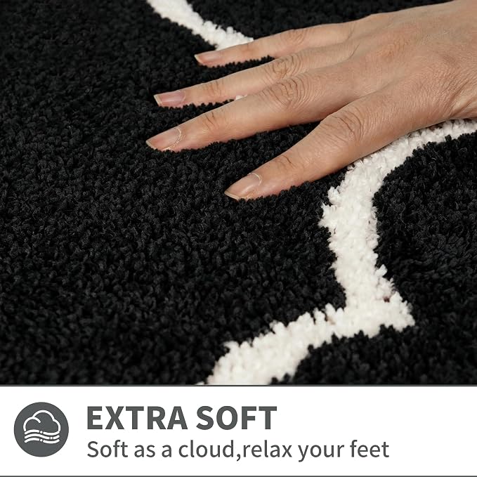 Scalloped Black Bathroom Rugs Mat,Shaggy Soft Non Slip Absorbent Quick Dry Bath Mats for Shower Room,Plush Microfiber Bath Rug for Bathroom Floor Carpet for Tub Sink Bedroom,20"x32"