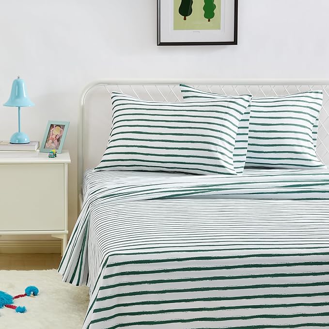Amazon Basics Microfiber Kids' Sheet Set with Pillowcase, 4 Piece, Full, Green Stripes