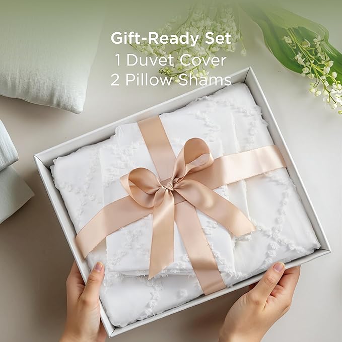 Bedsure Boho Cal King Duvet Cover - White Breathable & Soft Boho Bedding, Machine Washable Comforter Cover for All Seasons, Includes 1 Duvet Cover 104"x98" with 2 Pillow Shams & Zipper Closure