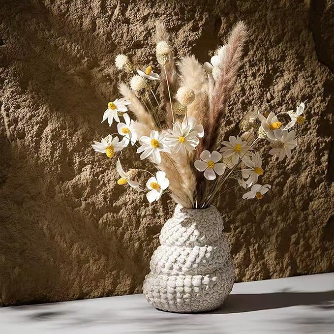 Unique White Ceramic Conch Vase - Cute Wabi-Sabi Style Handmade Flower Vase,Charming Modern Boho Ins Style Decorative Vases for Flowers,Great for Living Room,Shelf,Bookshelf and Entryway Décor