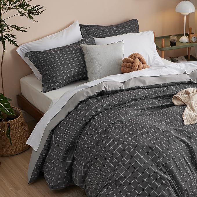 Bedsure Duvet Cover King Size - Reversible Plaid Duvet Cover Set with Zipper Closure, 3 Pieces Dark Grey Bedding Set with 8 Corner Ties and 2 Pillow Shams 20"x36"