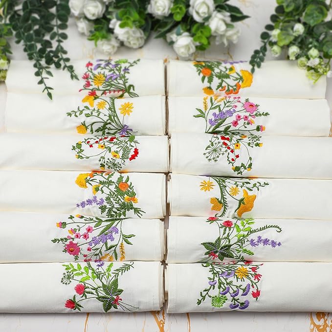Tioncy 18 Pcs Christmas Floral Cloth Napkins Decorations Bulk Embroidered Wildflower Dinner Napkins Tea Cocktail Party Gifts Xmas Stocking Stuffers for Holiday Table Decor (White)