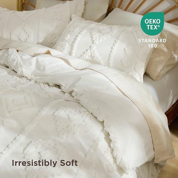 Bedsure Boho Duvet Cover Queen Size - White Tufted Boho Bedding, Farmhouse Shabby Chic Embroidery Bedding for All Seasons, 3 Pieces, 1 Soft Jacquard Queen Comforter Cover and 2 Pillow Shams