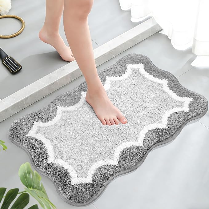 Scalloped Grey Small Bathroom Rugs Mat,Non Slip Absorbent Quick Dry Bath Mats for Shower Room,Plush Microfiber Bath Rug for Bathroom Floor Washable Carpet for Shower Tub Sink Bedroom,16"x24"