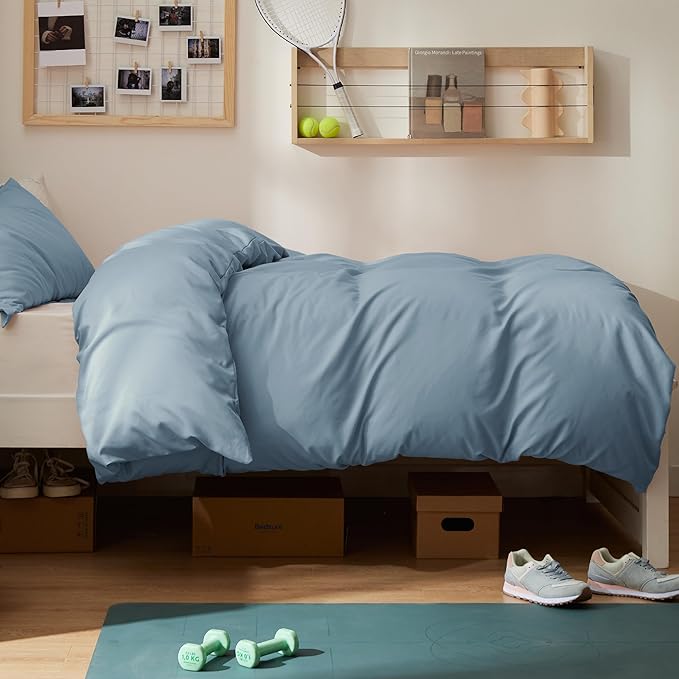 Bedsure Duvet Cover Twin/Twin XL Size - Extra Soft Double Brushed Bedding Set with Zipper Closure, 2 Pieces, Includes 1 Duvet Cover (68"x90") & 1 Pillow Sham, Comforter Not Included, Mineral Blue