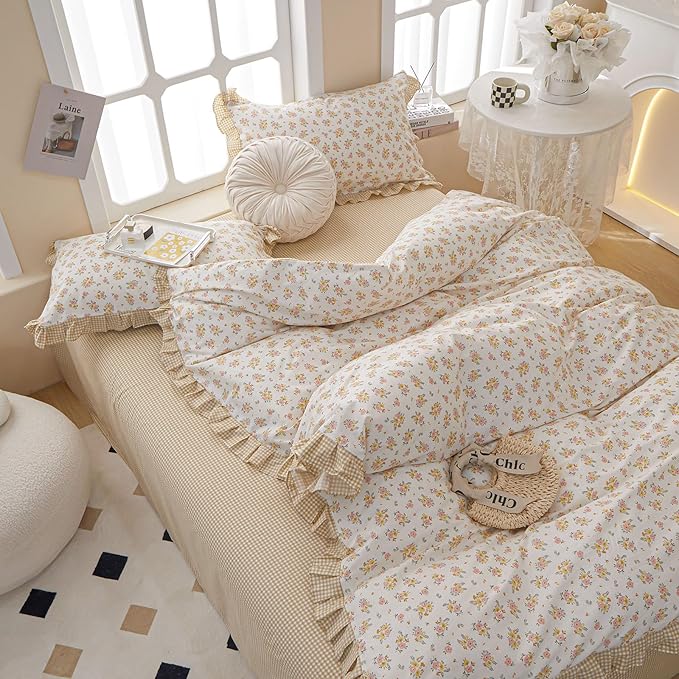 VM VOUGEMARKET Lace Comforter Set Full Vintage Girl's Flower Bedding Comforter Sets,Reversible Yellow Grid Comforter with 2 Pillowcases for All Seasons(3pcs,Full)