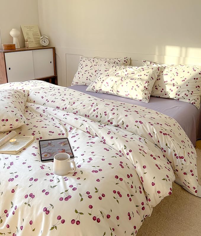 AOJIM Cherry Pattern Duvet Cover Set, 100% Cotton Cute Bedding Comforter Cover with Fruit Motifs, Aesthetic Quilt Cover Set 3pcs, 1 Queen Size Comforter Cover and 2 Matching Pillowcases, No Comforter