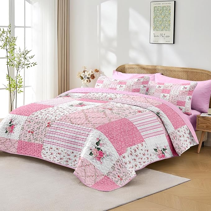 Quilt Set King Size, Pink Patchwork Flowers 3 Pcs Soft Bed Cover Bedding Set, Garden Floral Lightweight Bedspread Coverlet with 2 Pillow Sham for All Season
