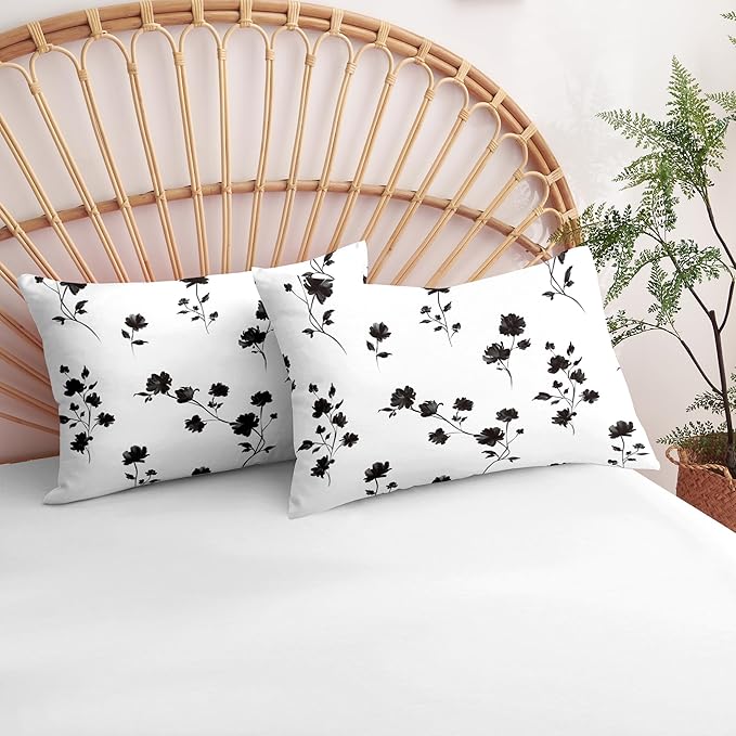 Nayoroom Black Floral Duvet Cover Queen Size Elegant French Cottagecore Bedding Set 3 Pieces Soft Lightweight Microfiber Aesthetic Bedding Set with Pillowcases, Black and White